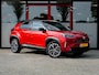 Toyota Yaris Cross 1.5 Hybrid Executive Bi-Tone | Origineel NL | Trekhaak | Achteruitrijcamera | Adaptieve Cruise Control | Dode Hoek Detectie | JBL Premium Audio | Stoelverwarming | Navigatie | Metallic Lak | Climate Control |