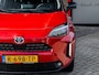 Toyota Yaris Cross 1.5 Hybrid Executive Bi-Tone | Origineel NL | Trekhaak | Achteruitrijcamera | Adaptieve Cruise Control | Dode Hoek Detectie | JBL Premium Audio | Stoelverwarming | Navigatie | Metallic Lak | Climate Control |
