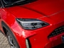 Toyota Yaris Cross 1.5 Hybrid Executive Bi-Tone | Origineel NL | Trekhaak | Achteruitrijcamera | Adaptieve Cruise Control | Dode Hoek Detectie | JBL Premium Audio | Stoelverwarming | Navigatie | Metallic Lak | Climate Control |