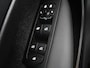 Volvo XC40 Recharge P8 AWD R-Design | SOH 97.1% | Trekhaak | Panoramadak | Leder/alcantara | Stuur/stoel verwarming | Park assit | Carplay |