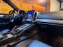 Porsche Cayenne 4.8 Turbo Automaat Burmester Luchtvering Leer