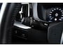 Volvo XC60 2.0 T5 Momentum Trekhaak - Smartphone integratie - Park Assist Pilot - Navigatie - Camera - Climate Control - PDC