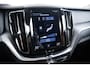 Volvo XC60 2.0 T5 Momentum Trekhaak - Smartphone integratie - Park Assist Pilot - Navigatie - Camera - Climate Control - PDC