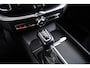 Volvo XC60 2.0 T5 Momentum Trekhaak - Smartphone integratie - Park Assist Pilot - Navigatie - Camera - Climate Control - PDC