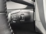 Peugeot e-208 EV Allure Pack 50 kWh | SOH 91% | Cruise Control | Lane Assist | Stoelverwarming | Parkeersensoren Achter | Parkeercamera | Navigatie | Apple Carplay |