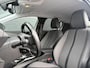 Peugeot e-208 EV Allure Pack 50 kWh | SOH 91% | Cruise Control | Lane Assist | Stoelverwarming | Parkeersensoren Achter | Parkeercamera | Navigatie | Apple Carplay |