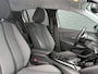 Peugeot e-208 EV Allure Pack 50 kWh | SOH 91% | Cruise Control | Lane Assist | Stoelverwarming | Parkeersensoren Achter | Parkeercamera | Navigatie | Apple Carplay |