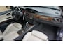 BMW 3-Serie Touring 330 Xdrive 272pk Clima Pano Leder Elek stoel Xenon *2de eign* Stoelverw 18 inch LM *Sportstoelen*