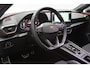CUPRA Leon Sportstourer 1.4 e-Hybrid 204 PK Business PHEV, Panoramadak, Camera, Winterpakket, Kuipstoelen