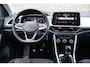 Volkswagen T-Roc 1.0 TSI 110pk Life | Achteruitrijcamera | Digitaal Info Display | App Connect