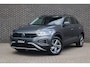 Volkswagen T-Roc 1.0 TSI 110pk Life | Achteruitrijcamera | Digitaal Info Display | App Connect