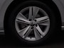 Volkswagen Golf 1.0 TSI Life Business | ACC | Navi | Camera | Sfeerverlichting |