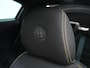Alfa Romeo Giulietta 1.4 Turbo Sport | Gele accenten | Carplay | Park assist | Climate control | Cruise control | Carbon interieur | Full LED