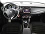 Alfa Romeo Giulietta 1.4 Turbo Sport | Gele accenten | Carplay | Park assist | Climate control | Cruise control | Carbon interieur | Full LED
