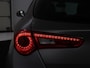 Alfa Romeo Giulietta 1.4 Turbo Sport | Gele accenten | Carplay | Park assist | Climate control | Cruise control | Carbon interieur | Full LED
