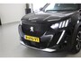 Peugeot e-2008 EV GT 50 kWh | SFEER | DAB-RADIO | BLINDSPOT | 3-FASE | CRUISE | NAVIGATIE | LED | KEYLESS |