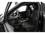 Peugeot e-2008 EV GT 50 kWh | SFEER | DAB-RADIO | BLINDSPOT | 3-FASE | CRUISE | NAVIGATIE | LED | KEYLESS |
