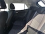 Kia Stonic 1.0 T-GDi MHEV DynamicPlusLine | Cruise Control | Climate Control | Camera | Navigatie | LM Velgen |