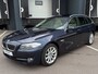 BMW 5-Serie Touring 530xd High Executive PANO/HEAD-UP/SOFTCLOSE/LEDER/ADAPTIVECRUISE