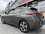 Nissan Leaf Tekna 40 kWh - Automaat I Navigatie I Camera 360 I PDC I LED I Leer I Sport velgen I Dealer onderhouden