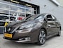 Nissan Leaf Tekna 40 kWh - Automaat I Navigatie I Camera 360 I PDC I LED I Leer I Sport velgen I Dealer onderhouden