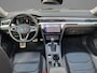 Volkswagen Arteon Shooting Brake 1.4TSIe Hybrid 160KW/218PK DSG R-Line Panoramadak · Leer · 360°Camera + Parkeersensoren · Stoelverwarming · Dodehoeksensor · Elektrische stoelverstelling ·