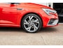 Renault Megane E-Tech Estate 1.6 Plug-In Hybrid 160 R.S. Line