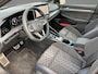 Volkswagen Golf 1.5eTSI/150PK DSG R-Line Blackstyle · Panoramadak · Trekhaak · Apple/Android Car Play · Camera · Garantie t/m 23-11-2030 of 100.000km