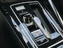 Volkswagen Golf 1.5eTSI/150PK DSG R-Line Blackstyle · Panoramadak · Trekhaak · Apple/Android Car Play · Camera · Garantie t/m 23-11-2030 of 100.000km