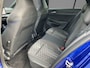 Volkswagen Golf 1.5eTSI/150PK DSG R-Line Blackstyle · Panoramadak · Trekhaak · Apple/Android Car Play · Camera · Garantie t/m 23-11-2030 of 100.000km