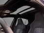 Volkswagen Golf 1.5eTSI/150PK DSG R-Line Blackstyle · Panoramadak · Trekhaak · Apple/Android Car Play · Camera · Garantie t/m 23-11-2030 of 100.000km