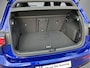 Volkswagen Golf 1.5eTSI/150PK DSG R-Line Blackstyle · Panoramadak · Trekhaak · Apple/Android Car Play · Camera · Garantie t/m 23-11-2030 of 100.000km