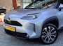 Toyota Yaris Cross 1.5 Hybrid 115 First Edition // ADAPT. CRUISE // KEYLESS // APPLE-ANDROID AUTO // CAMERA+SENSOREN // STOEL + STUUR VERWARMING //