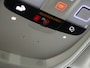 Volvo XC90 T8 AWD Ultra Dark | Massage | Luchtvering | Trekhaak | 360° Camera |