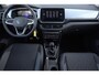 Volkswagen T-Cross 1.0 TSI Life Edition 95PK / 70kW, 60 maanden / 100.000km garantie, achteruitrijcamera (Rear View), 16" LMV met 4 seizoenenbanden, privacy glas, verwarmbare voorstoelen, 2-zone climatronic, adaptieve cruise control (ACC), regensensor, LED verlichting, grootlichtassistent (Light Assist), draadloos Apple Carplay & Android Auto, draadloze telefoonlader, parkeersensoren voor en achter (PDC), navigatie