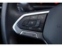 Volkswagen T-Cross 1.0 TSI Life Edition 95PK / 70kW, 60 maanden / 100.000km garantie, achteruitrijcamera (Rear View), 16" LMV met 4 seizoenenbanden, privacy glas, verwarmbare voorstoelen, 2-zone climatronic, adaptieve cruise control (ACC), regensensor, LED verlichting, grootlichtassistent (Light Assist), draadloos Apple Carplay & Android Auto, draadloze telefoonlader, parkeersensoren voor en achter (PDC), navigatie