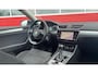 Skoda Superb Combi 1.5 TSI ACT Business Edition AUTOMAAT / FULL LED / TREKHAAK / KEYLESS / NAVI / CARPLAY / CLIMA / PDC / NL-AUTO