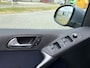 Volkswagen Tiguan 1.4 TSI Sport&Style 4Motion 4X4 6-bak 150 PK. Prachtige en goed onderhouden auto van de eerste eigenaar !!! Alle keuringen toegestaan !!