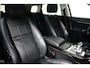 Land Rover Range Rover Evoque 1.5 P300e AWD R-Dynamic SE | Apple Carplay/Android Auto | Panoramadak | Camera | Leder bekleding | Stoel/Stuur/ Voorruitverwarming Verwarming | Achteruitrijcamera | Apple Carplay/Android Auto|telefoonintegratie premium | Buitenspiegels elektrisch verstel- en verwarmbaar