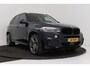 BMW X5 XDrive40d High Executive 7p. | Uitklap Trekhaak | Panoramadak | Org NL | Harman/Kardon | Keyless | Soft-Close | Adaptive |