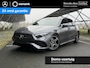 Mercedes-Benz A-klasse 180 Business Solution AMG | Night | Panoramaschuifdak | Sfeerverlichting | Achteruitrijcamera | MULTIBEAM LED | Stoelverwarming |