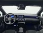 Mercedes-Benz A-klasse 180 Business Solution AMG | Night | Panoramaschuifdak | Sfeerverlichting | Achteruitrijcamera | MULTIBEAM LED | Stoelverwarming |