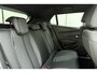 Peugeot e-2008 EV Allure Avantage 54 kWh | Navigatie | Achteruitrijcamera | Adapt. Cruise control | Parkeersensor | Apple Carplay/Android Auto | Lichtmetalen velgen