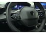 Peugeot e-2008 EV Allure Avantage 54 kWh | Navigatie | Achteruitrijcamera | Adapt. Cruise control | Parkeersensor | Apple Carplay/Android Auto | Lichtmetalen velgen