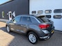 Volkswagen T-Roc 1.0 TSI Style Business/camera/ parkeersensor/ adaptive/carplay
