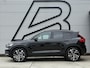 Volvo XC40 2.0 T5 AWD R-Design Intro Edition 1e Eigenaar|Pano|H&K|Camera|Trekhaak|Adap Cruise|Stuur+Stoel verw V+A|Carplay|Elek Achterklep|PDC V+A|N.A.P|APK tot 04-2027
