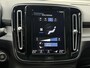 Volvo XC40 2.0 T5 AWD R-Design Intro Edition 1e Eigenaar|Pano|H&K|Camera|Trekhaak|Adap Cruise|Stuur+Stoel verw V+A|Carplay|Elek Achterklep|PDC V+A|N.A.P|APK tot 04-2027