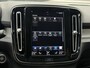 Volvo XC40 2.0 T5 AWD R-Design Intro Edition 1e Eigenaar|Pano|H&K|Camera|Trekhaak|Adap Cruise|Stuur+Stoel verw V+A|Carplay|Elek Achterklep|PDC V+A|N.A.P|APK tot 04-2027