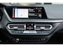 BMW 1-Serie M135i xDrive 306+PK M-PERFORMANCE/LED/VIRTUAL/SFEER/PANO/LEER+S.VERWARMING/LMV/CAM/CRUISE/ECC/12 MND GARANTIE!