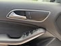 Mercedes-Benz A-klasse 180 Business Solution AMG PARKEERSENSOREN | NAVIGATIE | AIRCO | LED | KEYLESS-GO